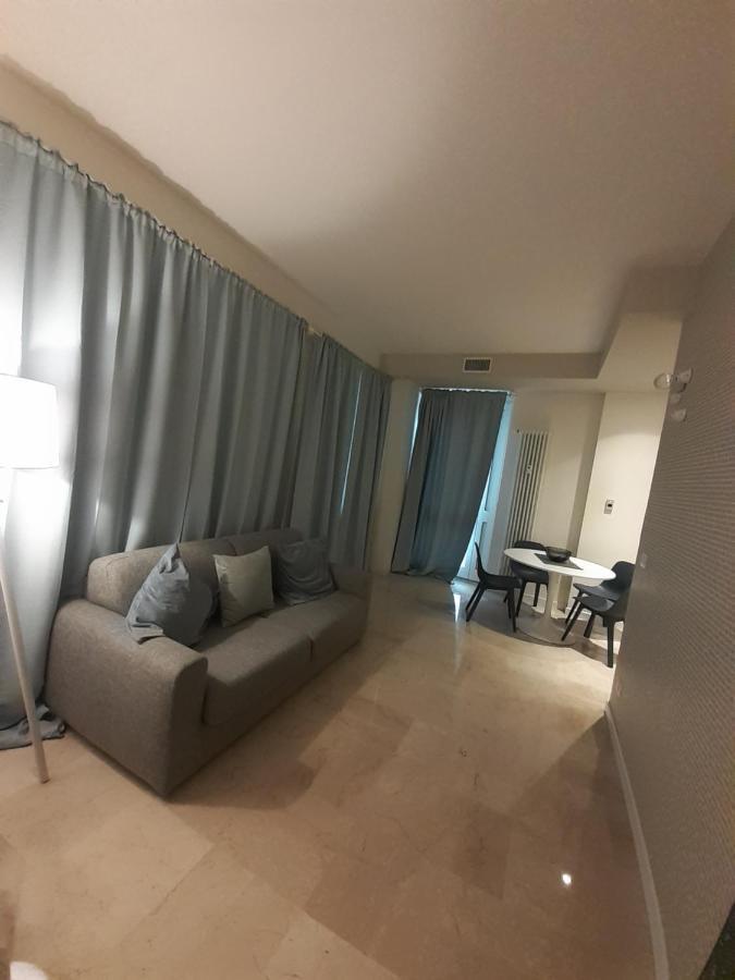 Baretti House- Parcheggio Riservato Per Un Soggiorno Perfetto Турин Экстерьер фото